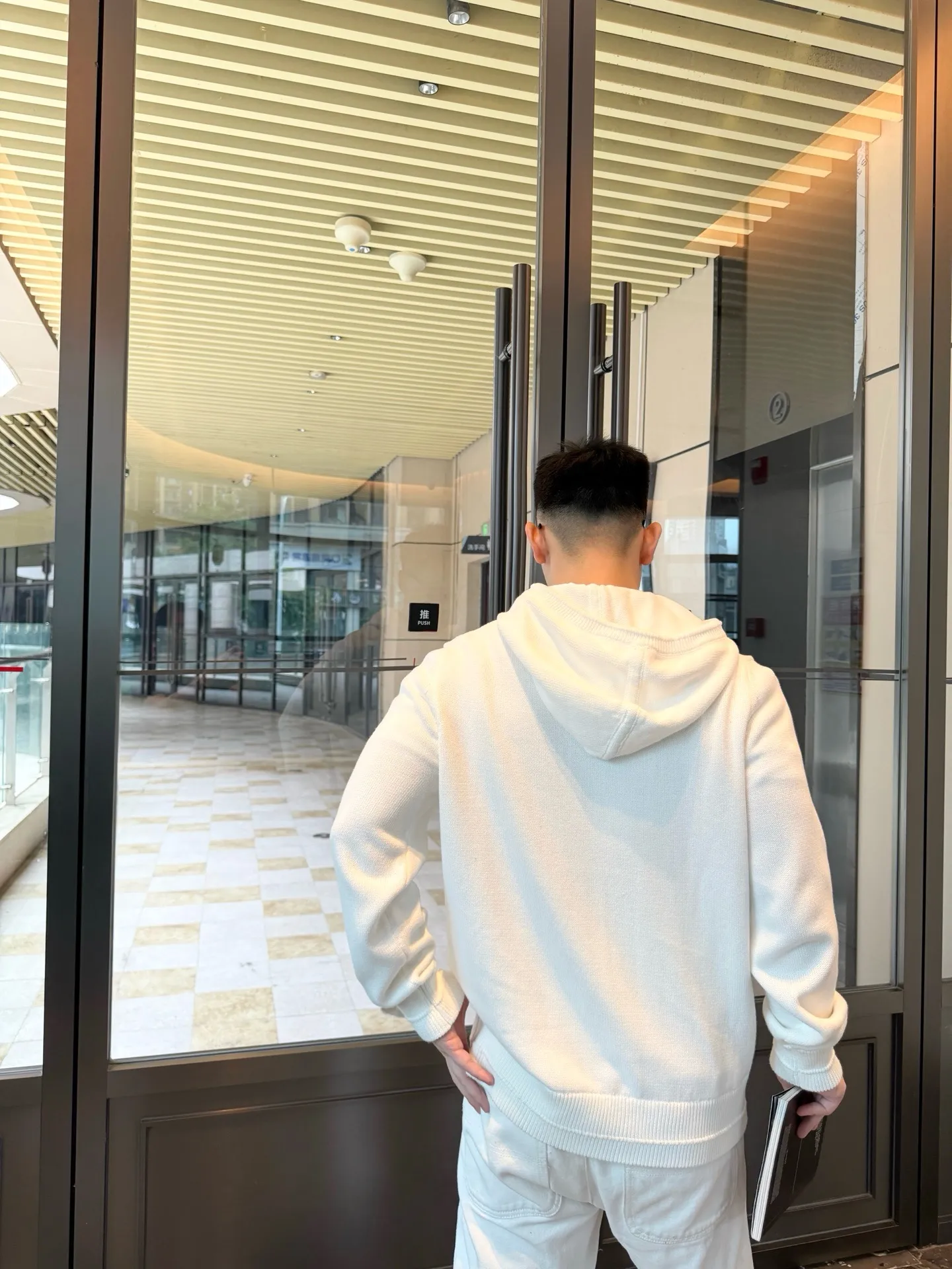Louis Vuitton/